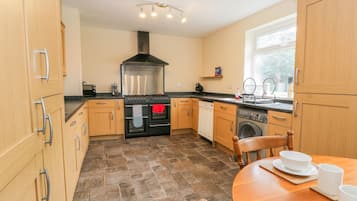 Cottage | Interior