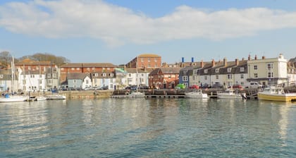 Newton's Cove View