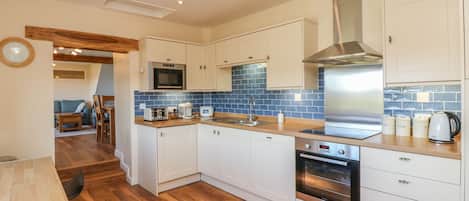 Cottage | Interior