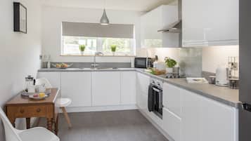 Cottage | Private kitchen | Highchair, cookware/dishes/utensils