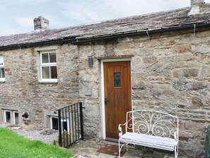 Cottage | Interior - Cowlings (Richmond)