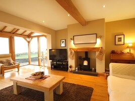 Casa de campo | Sala de estar | Una televisión, un reproductor de DVD