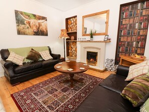 Cottage | Living room | TV - Giddy Goose (Windermere)