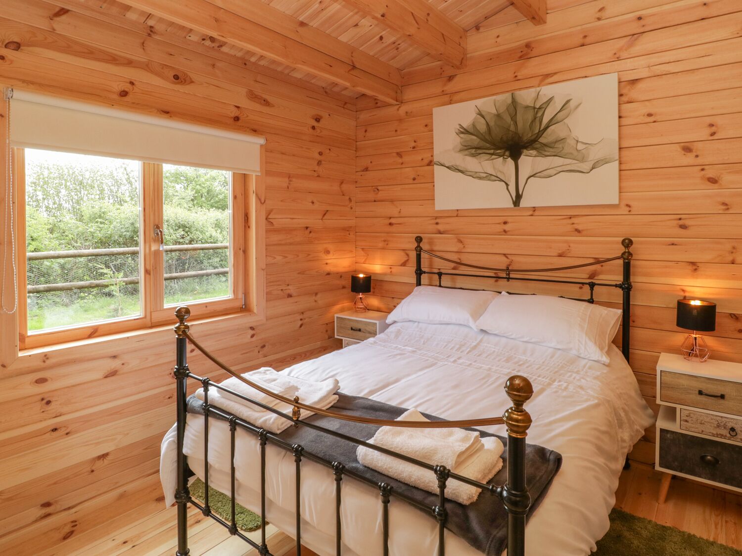 Cottage | 3 bedrooms, individually decorated, individually furnished, free WiFi