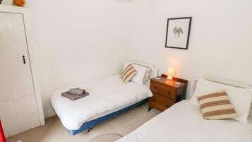 Casa de campo | 2 habitaciones, decoración personalizada y muebles diferentes