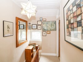 2 habitaciones, decoración personalizada y muebles diferentes