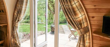 1 غرفة نوم وبديكورات فريدة لكل غرفة وطراز فريد لكل وحدة وواي فاي مجانًا