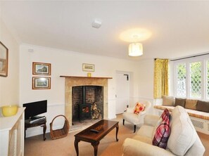 Cottage | Interior - Warmwell Lodge (Dorchester)