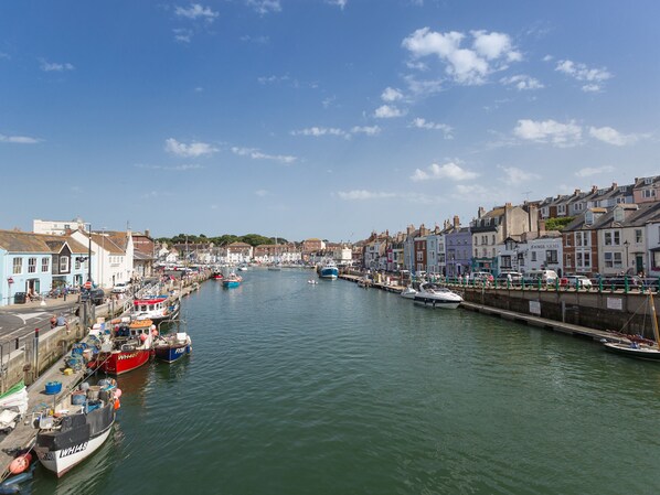 Interior - Anvil House (Weymouth)