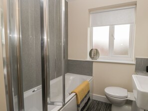 Cottage | Bathroom