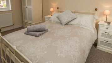 Casa de campo | 3 quartos, individualmente decorados, individualmente mobiliados