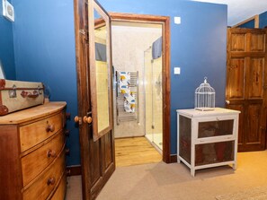 Bathroom - Spring Park Farmhouse (Launceston)