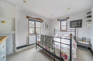 Cottage | 4 bedrooms, WiFi (free), individually decorated, individually furnished - Spring Park Farmhouse (Launceston)