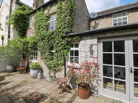 Interior. Chandler House