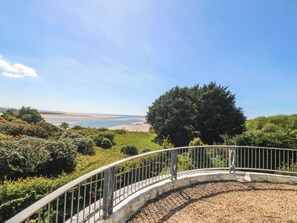 Cottage | Beach | Beach nearby - Bryn Y Mor, Borth Y Gest (Porthmadog)