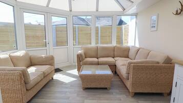 Cottage | Interior