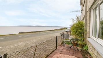 Cottage | Balcony