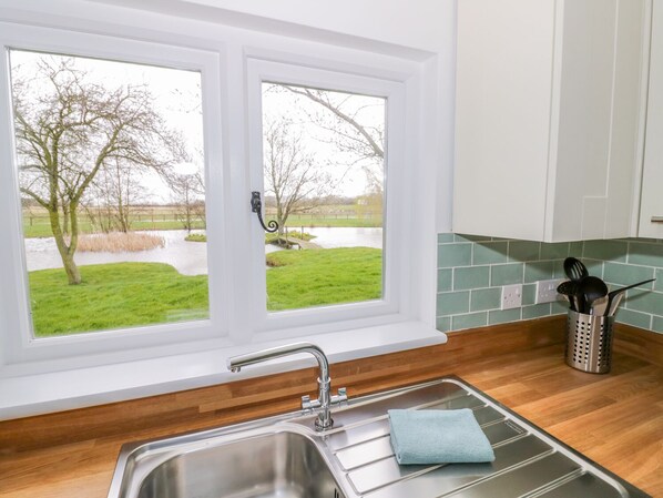 平房 | 私人廚房 | 洗碗機、廚房用具/餐具/器皿