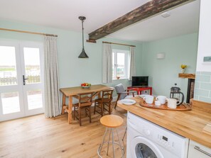 Interior - Wigrams Canalside Cottage (Southam)