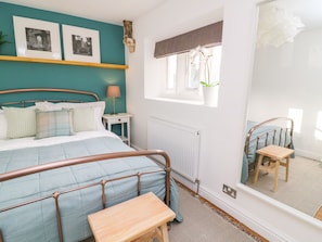 Cottage | 1 bedroom, individually decorated, individually furnished, free WiFi