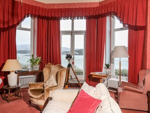 Cottage | Living room | TV, DVD player - Tan Y Coed (Menai Bridge)