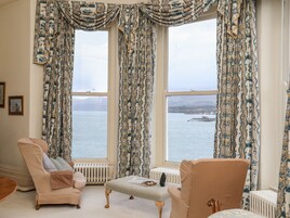 Cottage | Living room | TV, DVD player