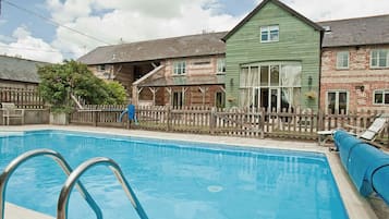 Stuga | Pool | Utomhuspool