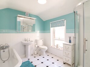 Cottage | Bathroom - Langham Cottage (Portland)
