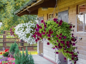 Cottage | Interior