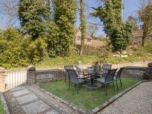 Cottage | Balcony - The Old School House (Dorchester)