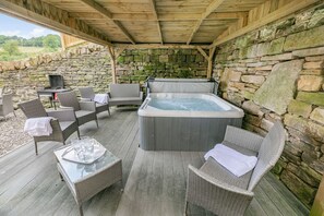 Cottage | Spa