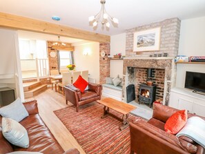 Cottage | Living area | TV - Wyebrow Cottage (Bakewell)