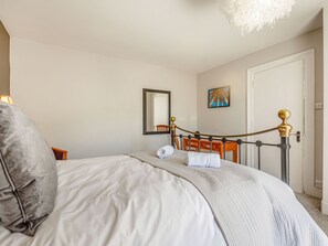 Cottage | 5 bedrooms, individually decorated, individually furnished, free WiFi - Bryn Rhosyn (Pwllheli)