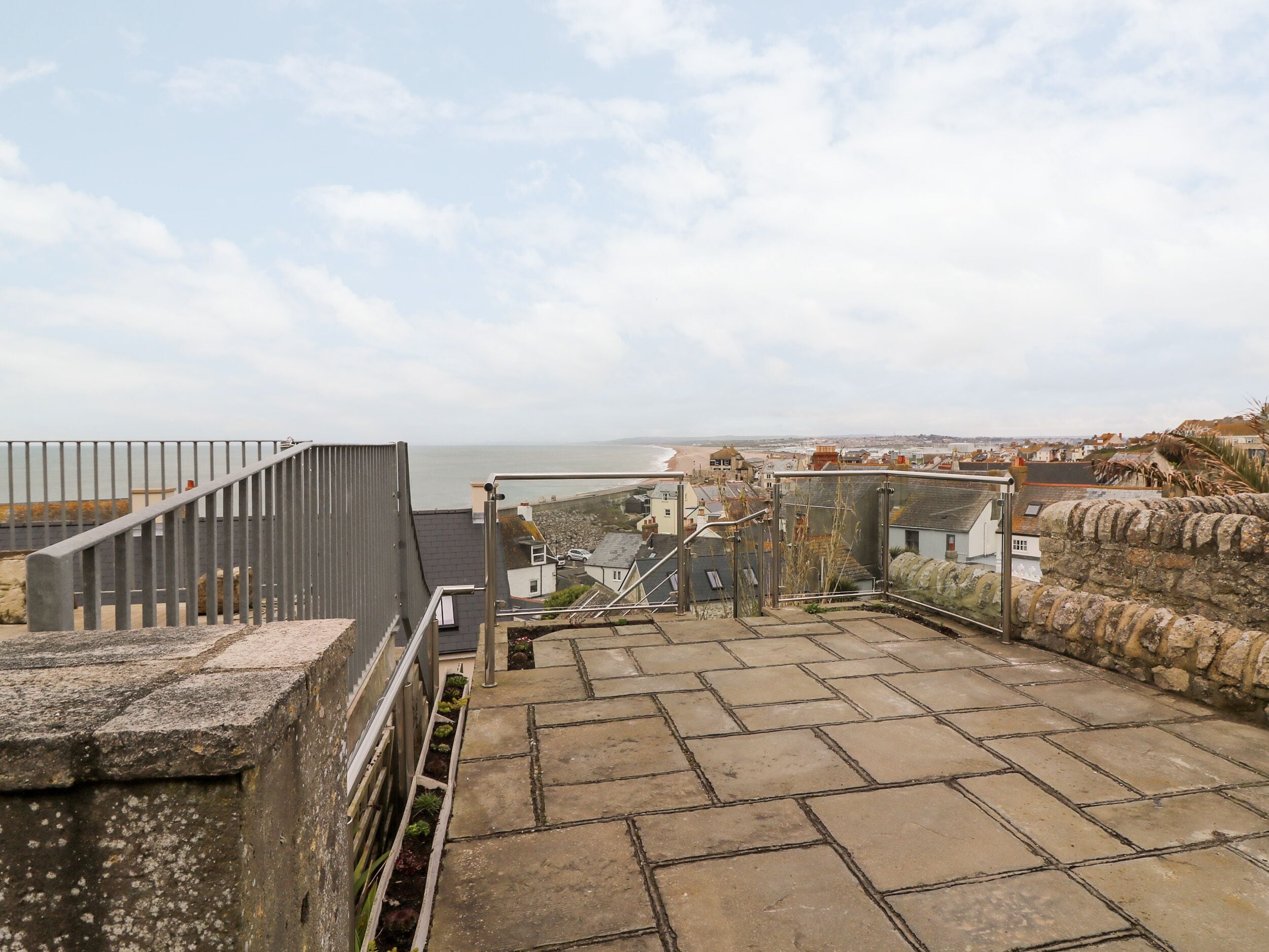 Cottage | Property grounds