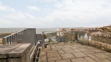 平房 | 住宿地面