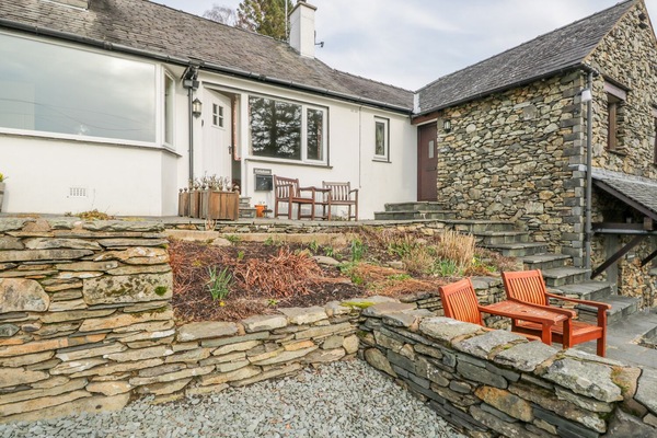 Cottage | Balcony