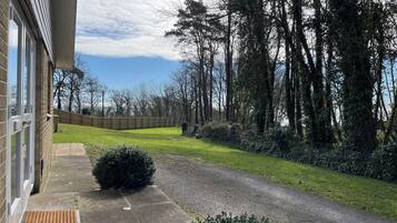 Cottage | Property grounds