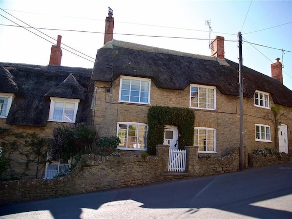 Exterior - Bramble Cottage (Bridport)