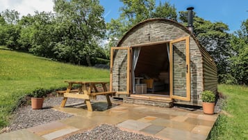 Cottage | Property grounds