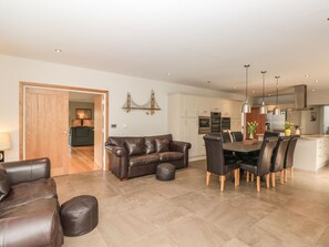 Cottage | Interior - Lower Norton Farmhouse (Dartmouth)