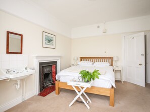 Cottage | 2 bedrooms, individually decorated, individually furnished, free WiFi - Windygates (Rhosneigr)