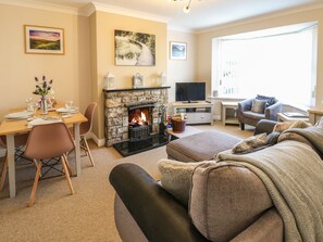 Living area - 10 Old School Close (Leyburn)