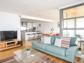 Cottage | Living area