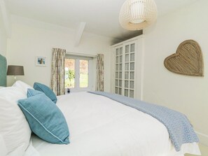 Cottage | 2 bedrooms, individually decorated, individually furnished, free WiFi - Clamoak Cottage (Yelverton)