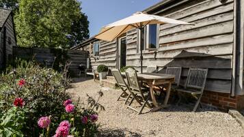 Cottage | Interior