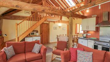 Cottage | Living room | TV, DVD player