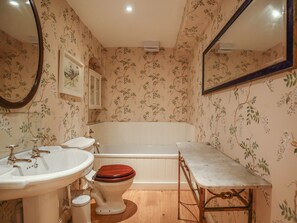 Cottage | Bathroom | Shower - All Souls Cottage (Lechlade)