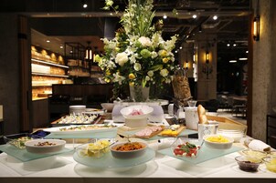 Se sirven desayunos, almuerzos y cenas