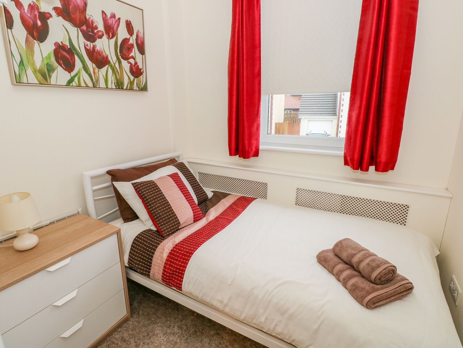 Stuga | 3 sovrum, individuell inredning, unika möbler och gratis wi-fi