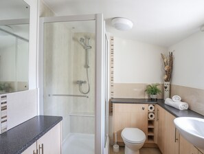 Cottage | 1 bedroom, individually decorated, individually furnished, free WiFi